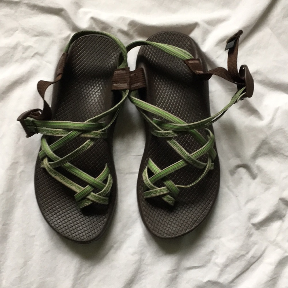 Thin double strap Chacos